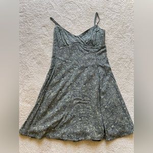 Cute spaghetti strap mini dress - green with blue print